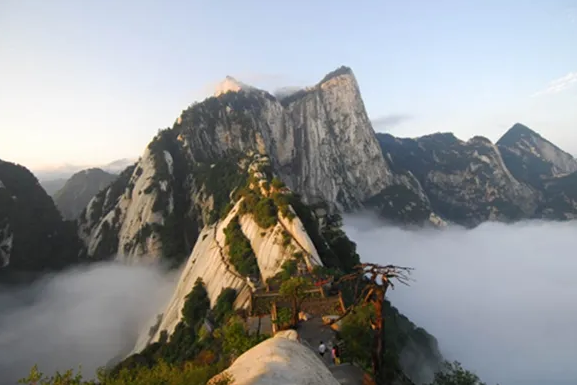 探索华山未解之谜仰天池