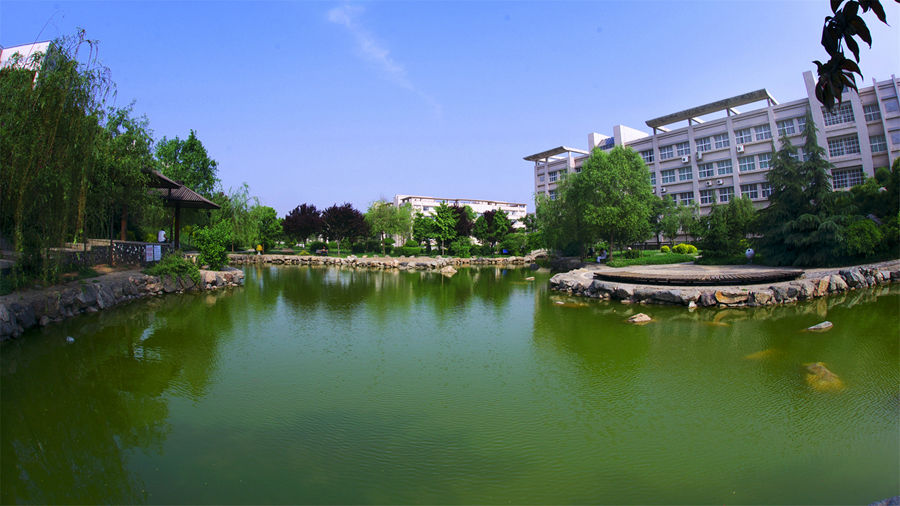 西南科技大学中心湖图片