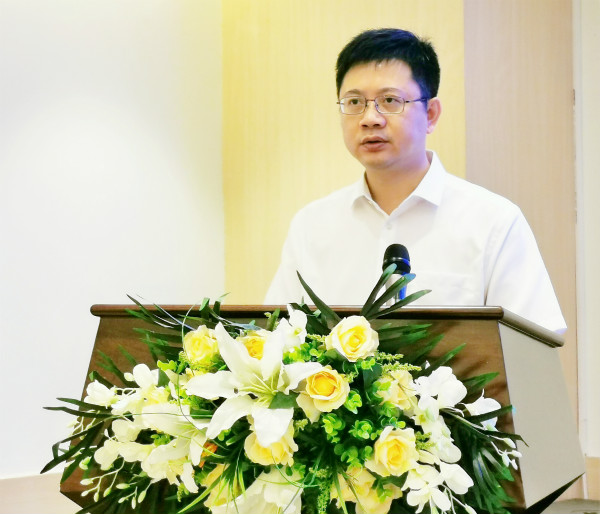 "这次推介的地块处在东太湖片区的中心位置上",叶冠强指出,"有番莞