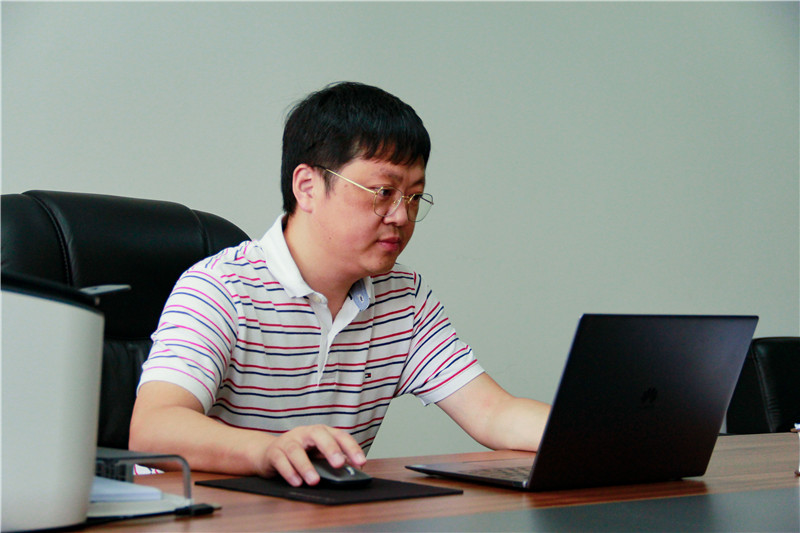 凤凰访谈丨季华实验室副主任陈俊江扎根三龙湾打造先进制造领域国际