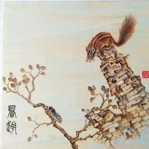 师从济南非物质文化遗产烙画项目代表性传承人李庆芬老师,于2018年