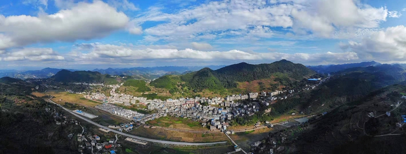 泸州市古蔺县大村镇脱贫攻坚战鼓声声鏖战急不拔穷根誓不休