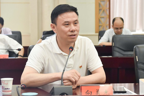 市委常务副秘书长胡祖国主持知识讲座知识讲座现场