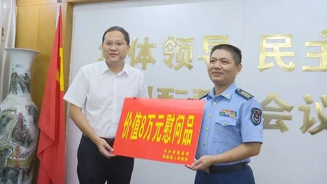 陈翔走访慰问驻南昌县部队官兵