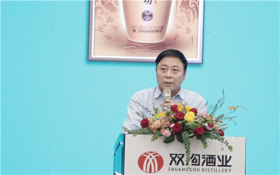 苏酒集团贸易股份有限公司副总经理兼双沟酒业销售公司总经理张学谦