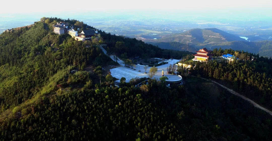 跨界村长陈晓龙喊你一起来庐江旅游啦