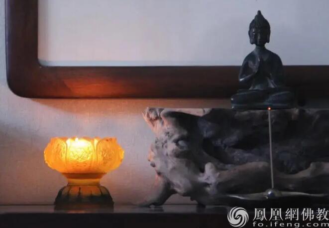 为啥不能对着寺院的佛像拍照？看完你就全明白了