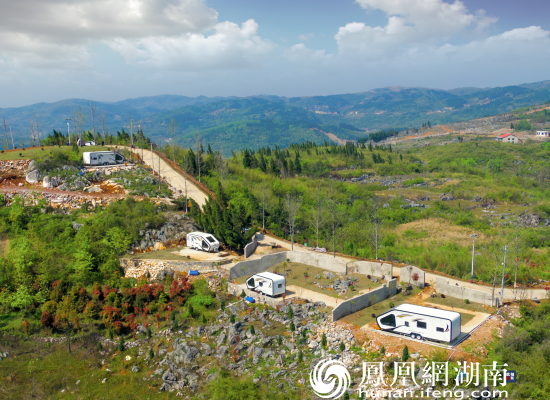 银杏房车露营基地