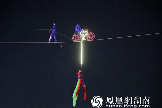 “暑期有好玩处、同学快来打卡”—常德卡乐星球“魔术杂技狂欢节”活动即将盛大启航