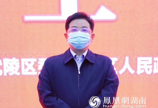 区委书记康少中讲话