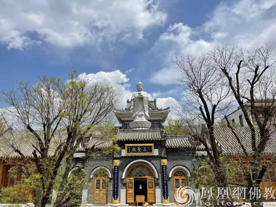 明性寺三圣殿