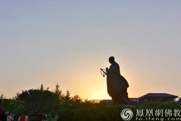 广场舞高原蓝64步