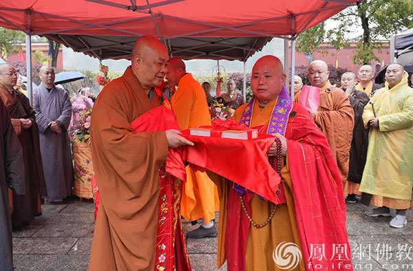 千年古刹名蓝得主:演明大和尚荣膺南岳祝圣寺方丈