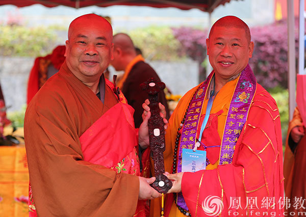 千年古刹名蓝得主:演明大和尚荣膺南岳祝圣寺方丈