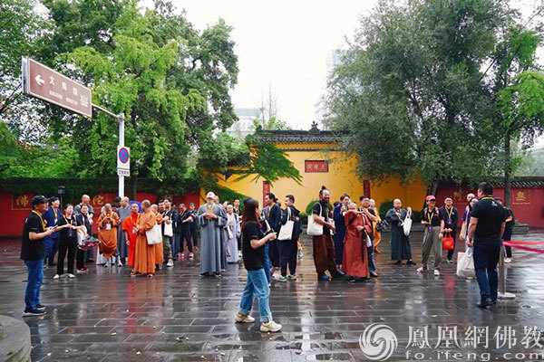 通讯员顾东晓佳作｜英文世界里的“文殊院们”