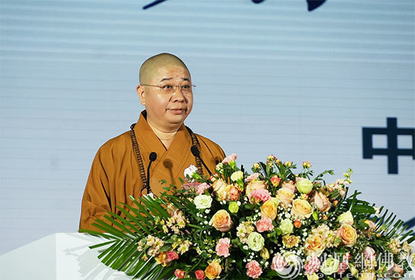 福建省佛教协会常务副会长则悟法师致闭幕辞
