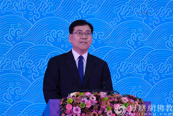 中国国家宗教事务局局长陈瑞峰致辞（图片来源：凤凰网佛教文化）