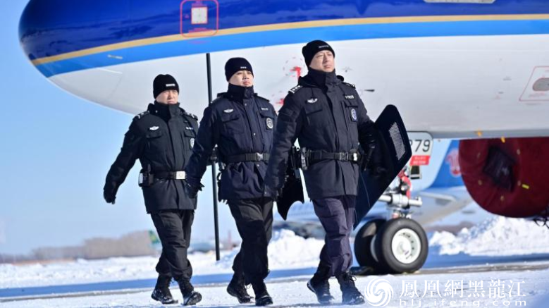 多措并举 龙江机场公安全面开启“尔滨”冬季护游新模式