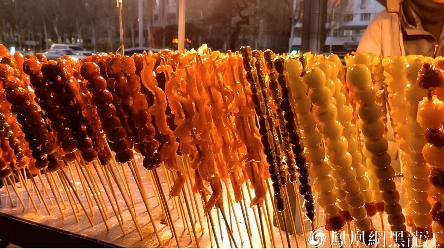 哈尔滨:师大夜市的“魅力”