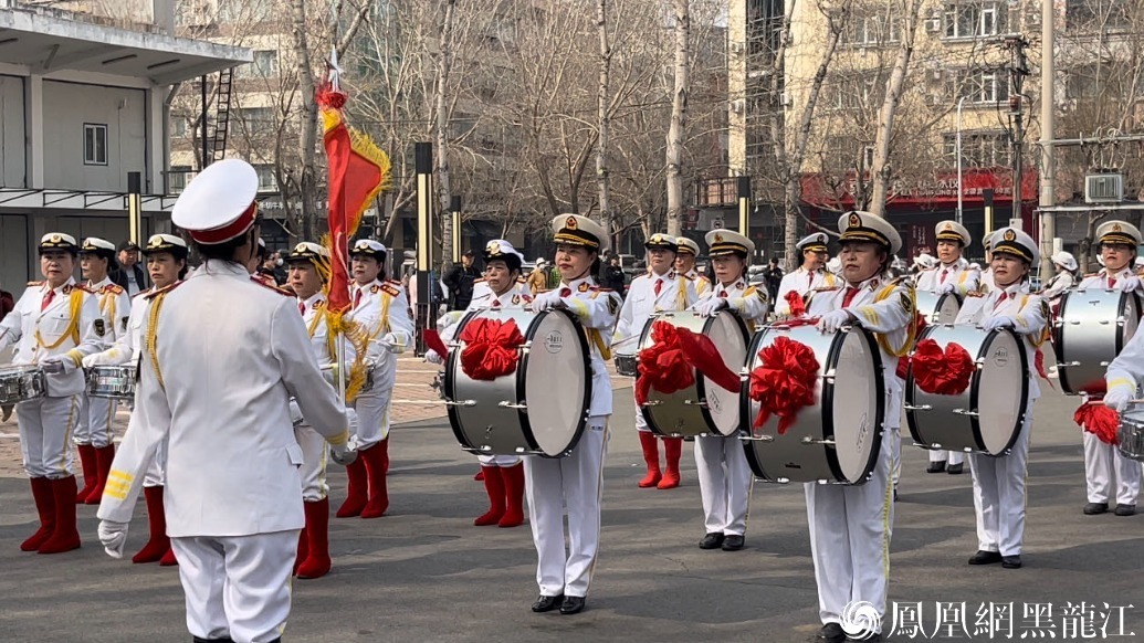 相约亚冬 共享精彩  | 哈尔滨市南岗区举行迎接亚冬会倒计时300天展演活动