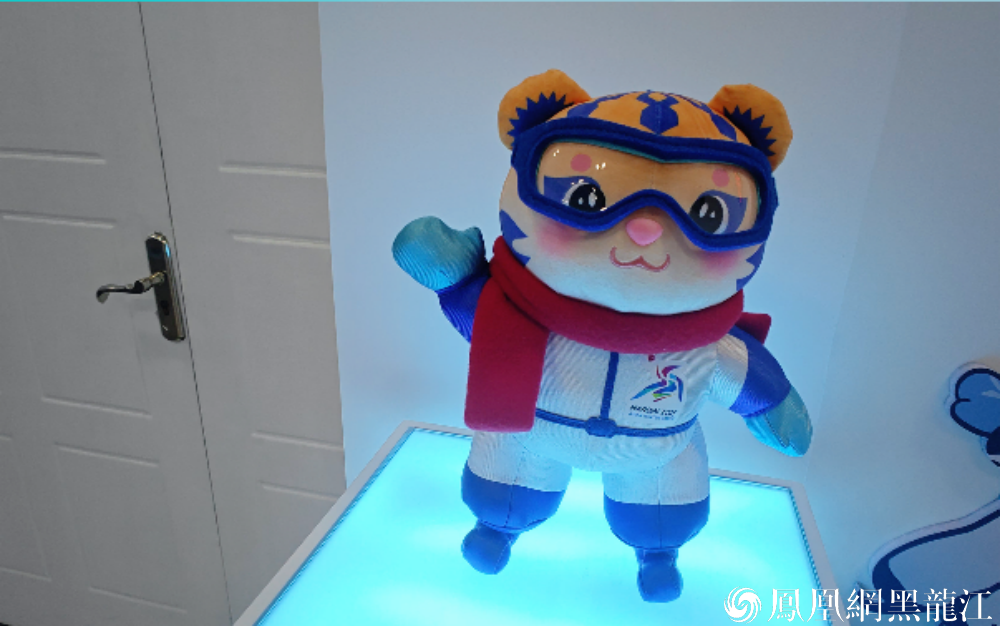 哈尔滨:亚冬会“文创”拼图 面世即脱销!