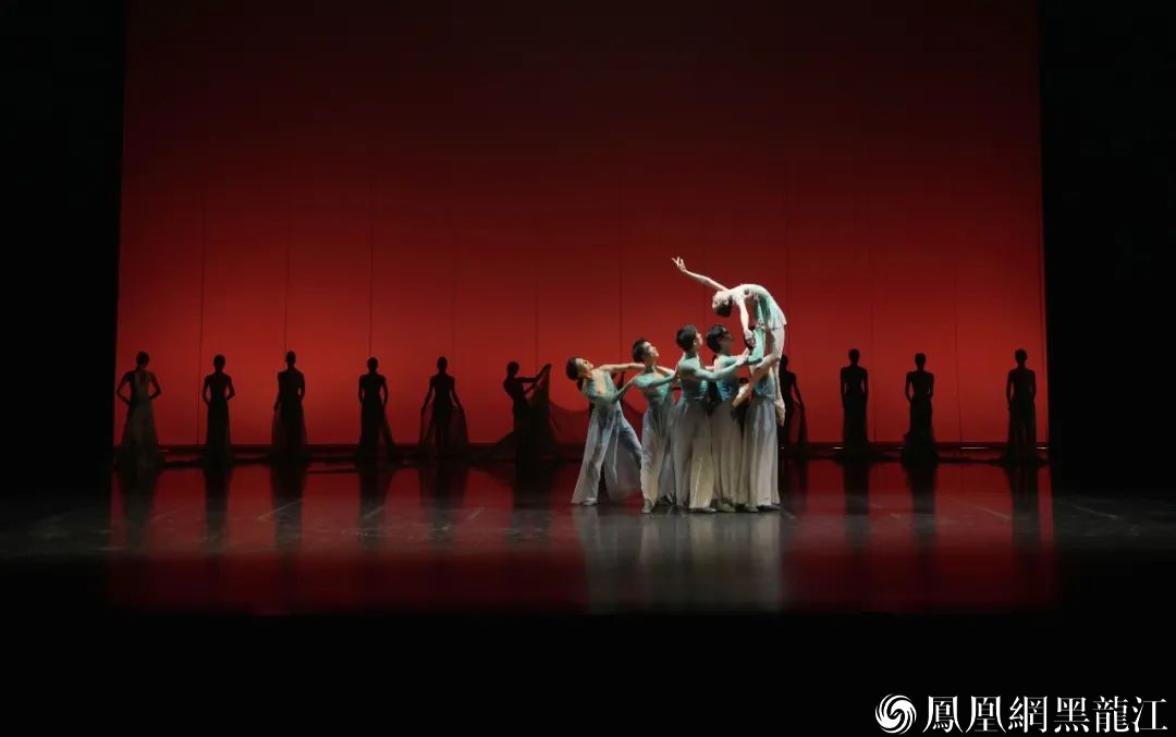 古典之美 现代之韵 | 哈尔滨市中小学“高雅艺术进校园”活动在丁香剧场举行