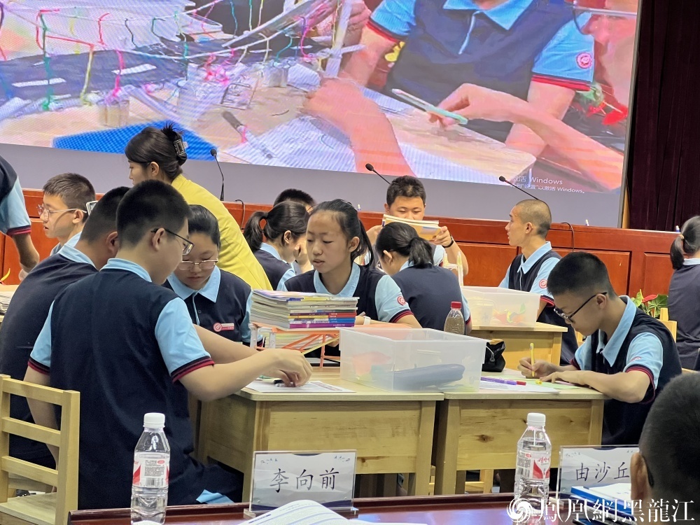 五育融合 赋能一体两“翼” | 2024年哈尔滨市中小学德育工作暨心理健康教育现场会召开