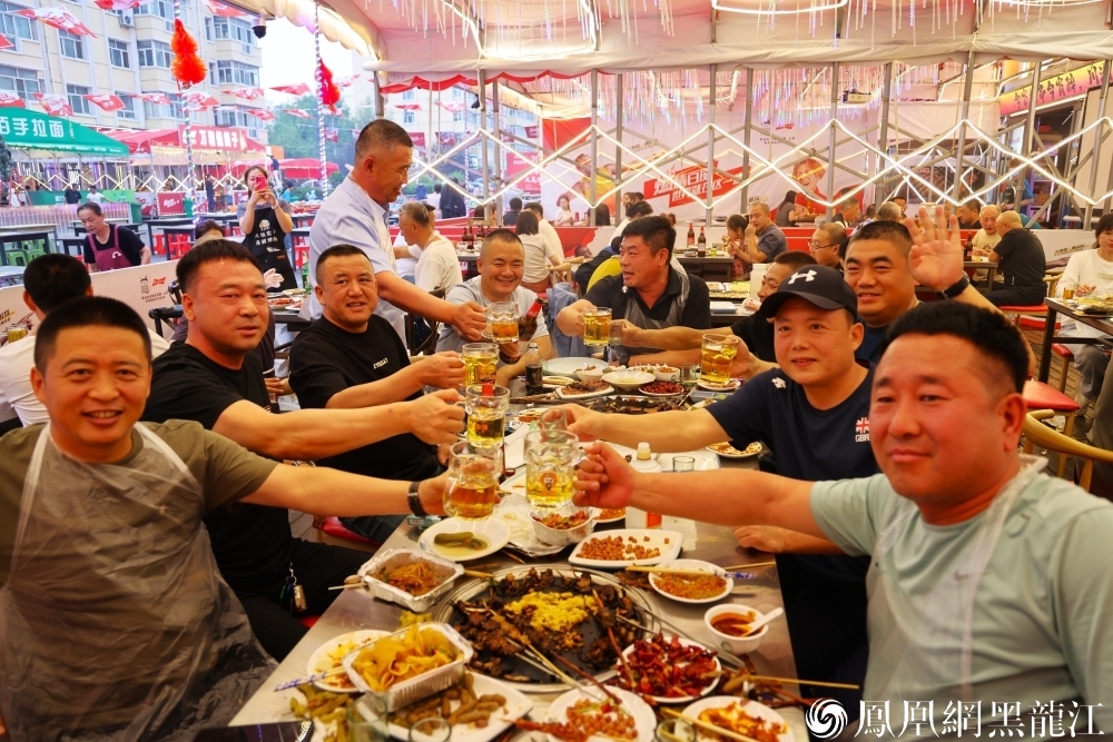 美味盛宴 欢乐共享 | 齐齐哈尔建华区烤肉美食节盛大开幕！