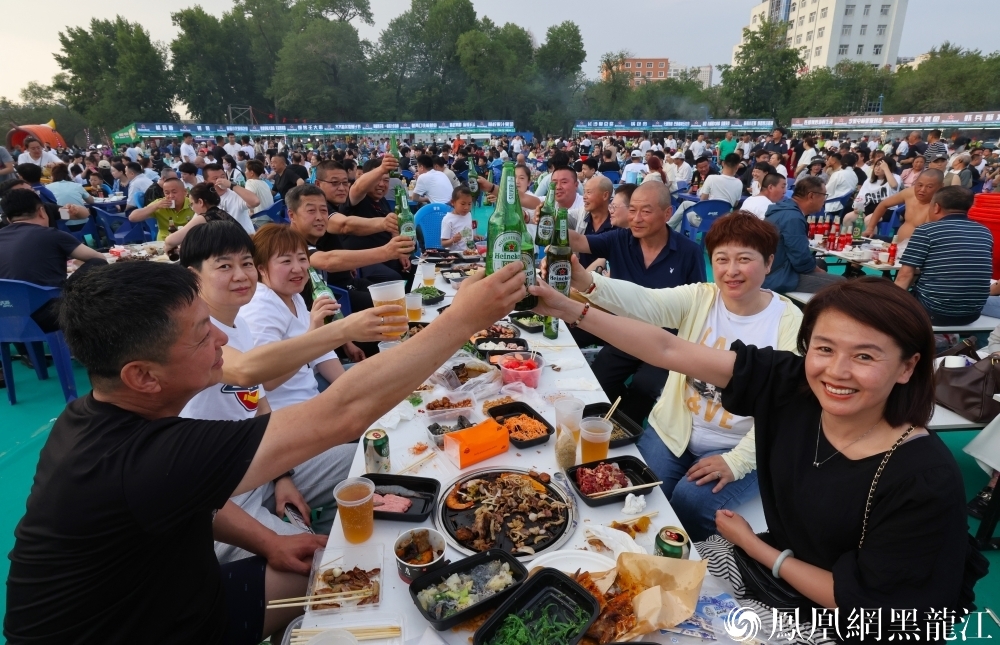 第二届齐齐哈尔烤肉文化旅游啤酒节拉开序幕