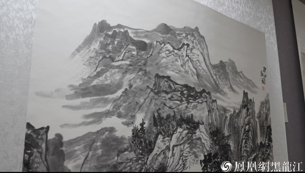 鸡西 | 四美术教师举办“周墨时光”国画展 亮相便成顶流