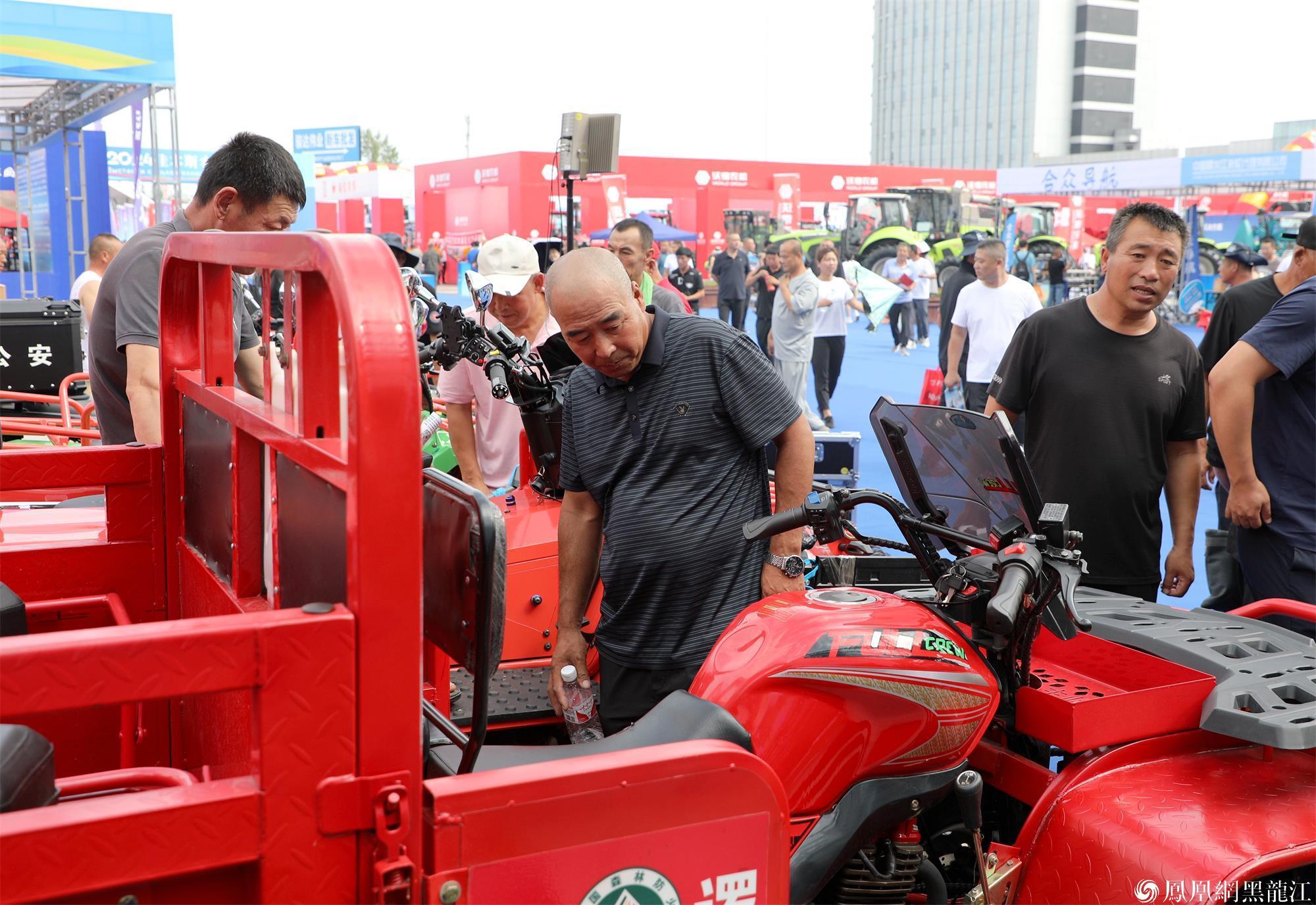 加快发展农机装备新质生产力 全力以赴打造“北国农机城”2024佳木斯农机展销会开幕