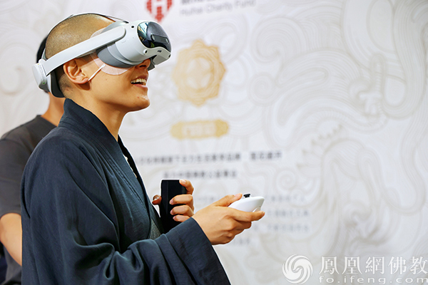裸眼3D佛像来了!“赛博佛陀”首次亮相厦门佛事展