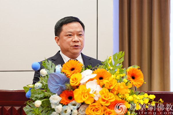 福建省委统战部副部长、省民族与宗教事务厅厅长兰明尚在闭幕式上致辞