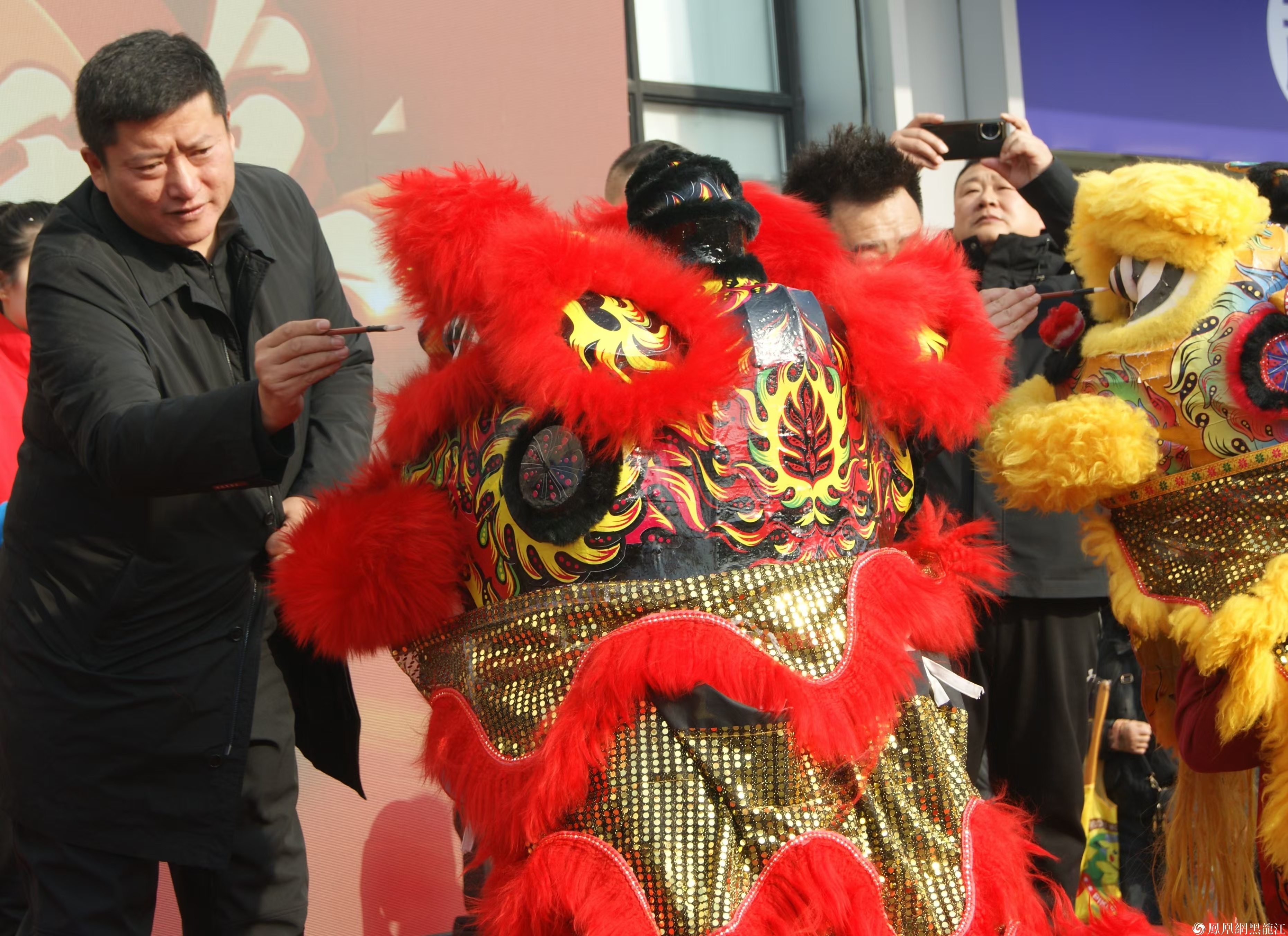 岁末年初 啤酒世界的狂欢——迈凯乐仓储折扣超市掀起酷炫风暴