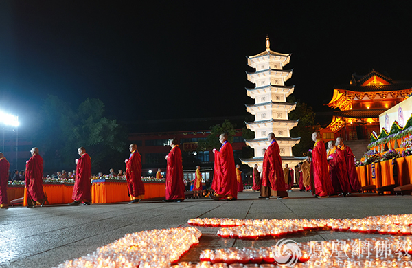 两岸一家亲!第十一届闽台佛教论坛传灯活动在福州万佛寺举行