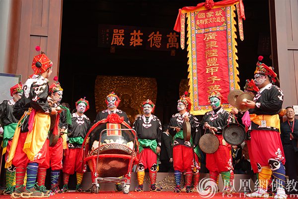 岭南文化的璀璨明珠！非遗甲子英歌舞亮相百花古寺，演绎文化共生