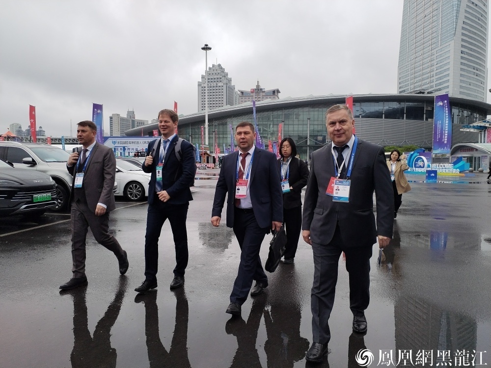 从“东北会客厅”到“全球路由器”：哈洽会释放“西”引力 ——第三十四届哈尔滨国际经济贸易洽谈会开幕侧记