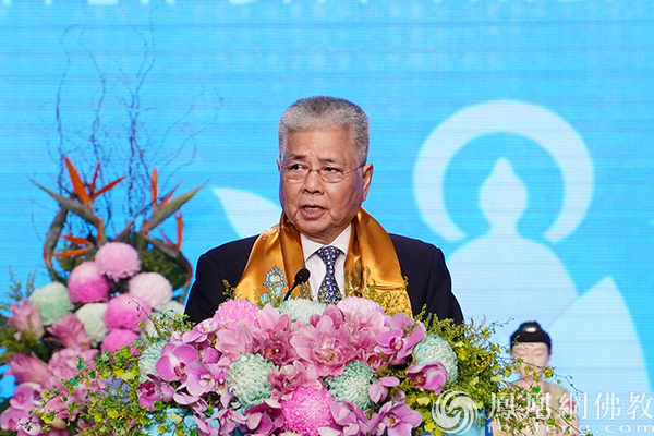 首屆澳門佛教青年國際論壇暨2025粵港澳大灣區碩博法師懇談會在澳門開幕