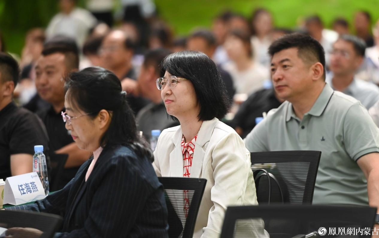 需求牵引、研用贯通:草业国创中心举办“三北”工程技术成果推广活动