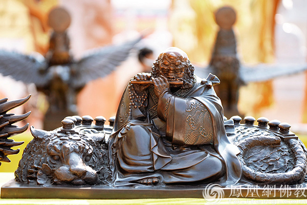 十八罗汉完全“表情包”大户！直击厦门佛事用品秋季展趣味瞬间