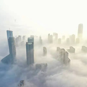 合肥：云海漫城 “雾”入仙境 
