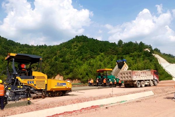 大潮高速首段垫层开工 拟2020年通车_广东频道_凤凰网