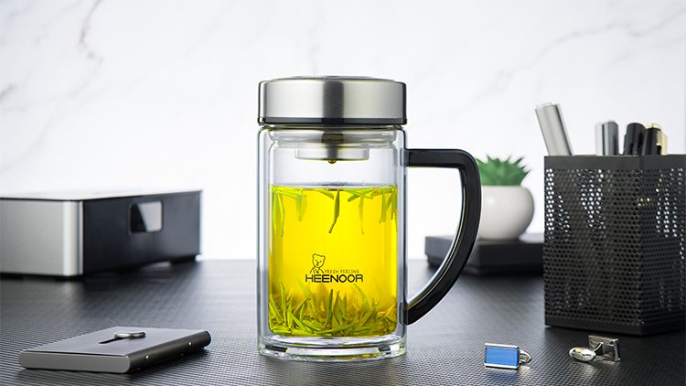 品质差的玻璃杯 e42abd023d07bf9_w750_h422.jpg