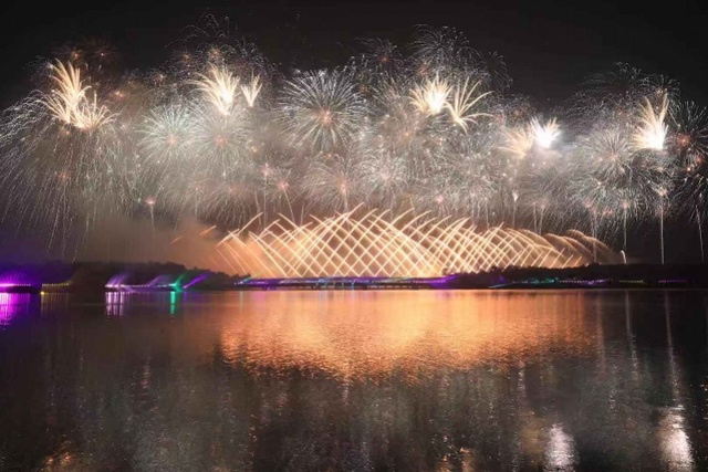 湖面烟花、4D立体烟花、桥体烟花、高空特色烟花