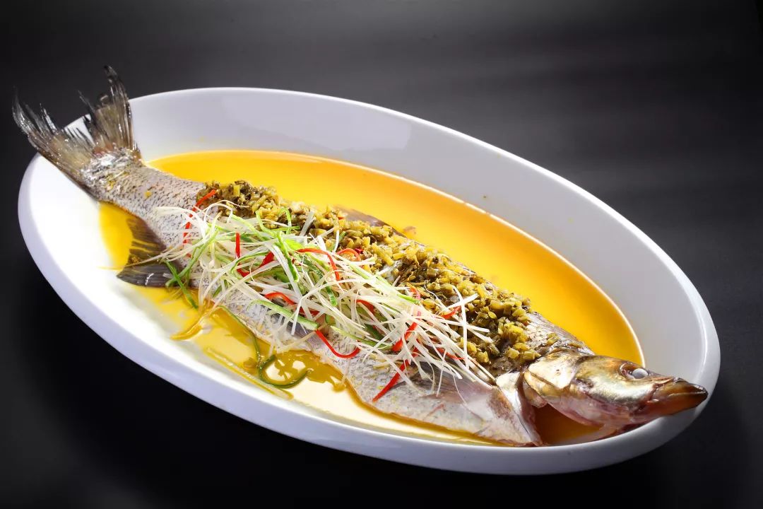 鸡汁大白鱼蟹粉鮰鱼狮子头渔夫四小碗舌尖虾子面铁板白米虾马鞍桥烧