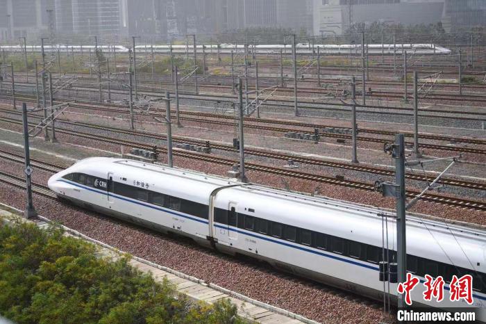 铁路郑州局管段三条新线今日起“满图”试跑