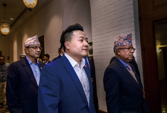 中创教育杨镒天先生带领百位企业家 赴尼泊尔商务游学交流考察