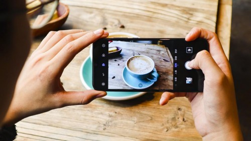 哪个手机拍照清晰度高 0dc9d4def6e3e91_w500_h281.jpg