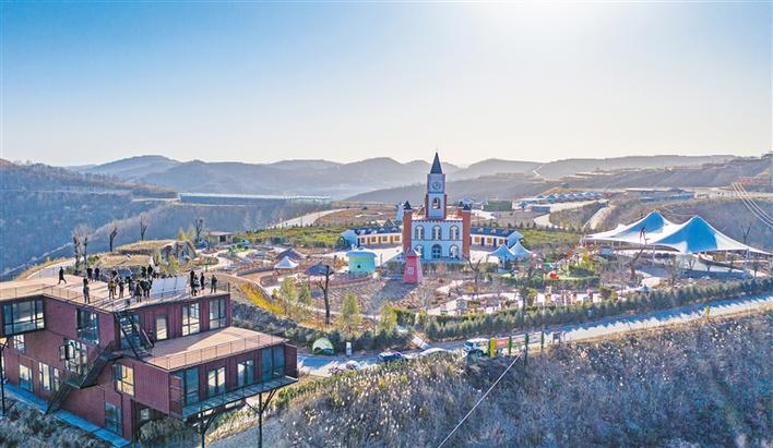 山峁沟岔里的执着坚守延安实现区域性整体脱贫调查