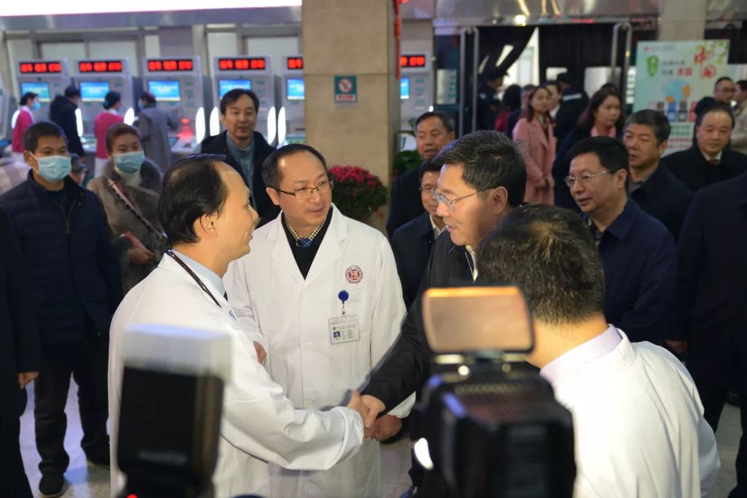 副秘书长,省委办公厅主任徐宏源,省委副秘书长,省委政研室主任王晓科